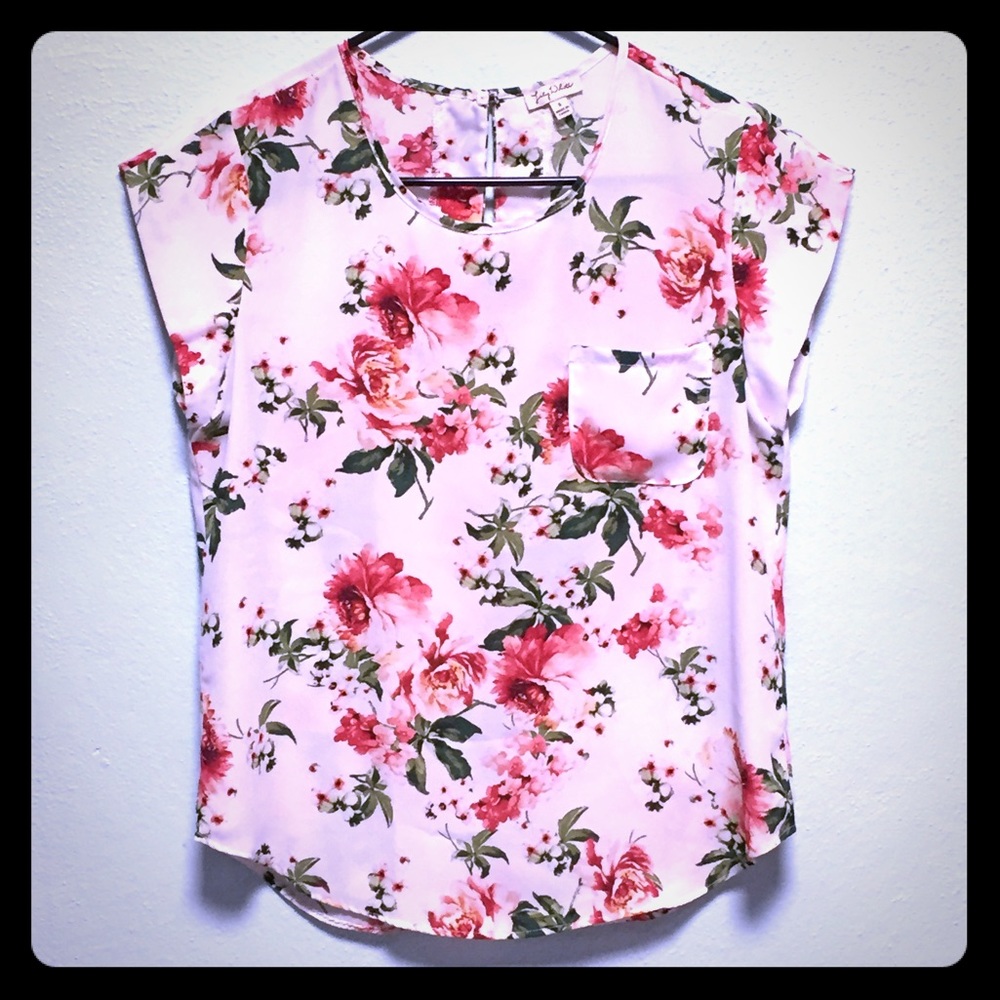 LILY WHITE LADIES TOP
